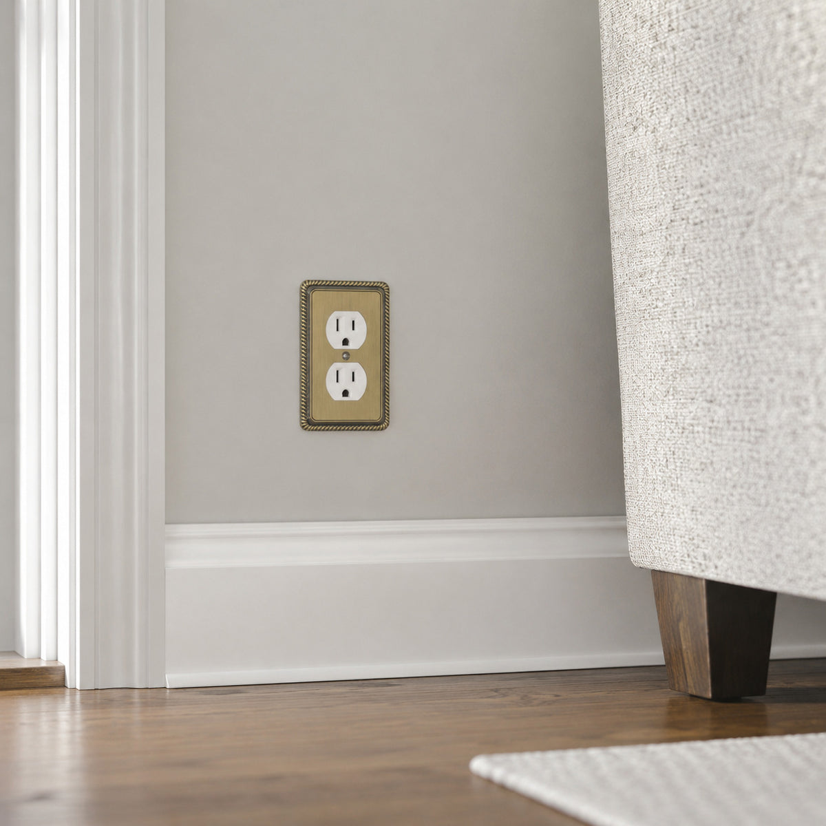 Harmon Antique Brass Single Duplex Rope Edge Outlet Cover
