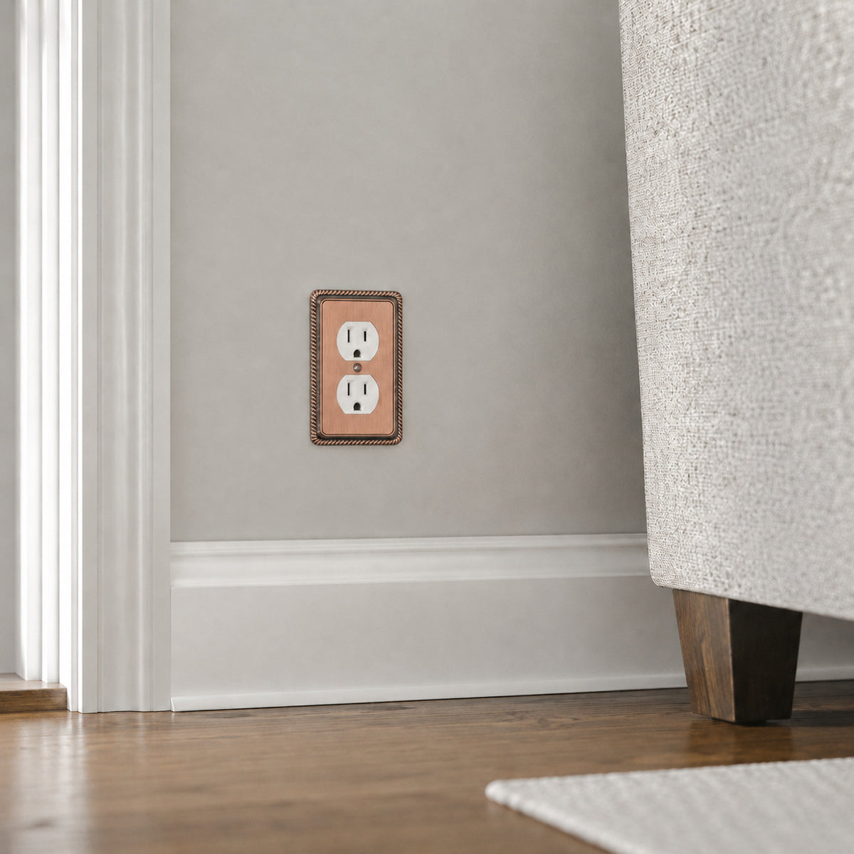 Harmon Antique Copper Single Duplex Rope Edge Outlet Cover