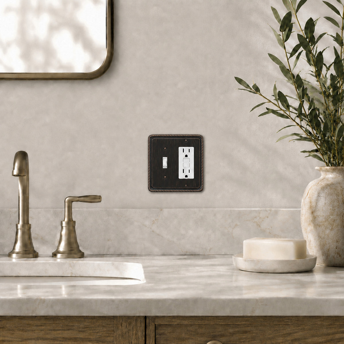 Harmon Oil Rubbed Bronze Single Toggle / Single Decora Rope Edge Switchplate Cover