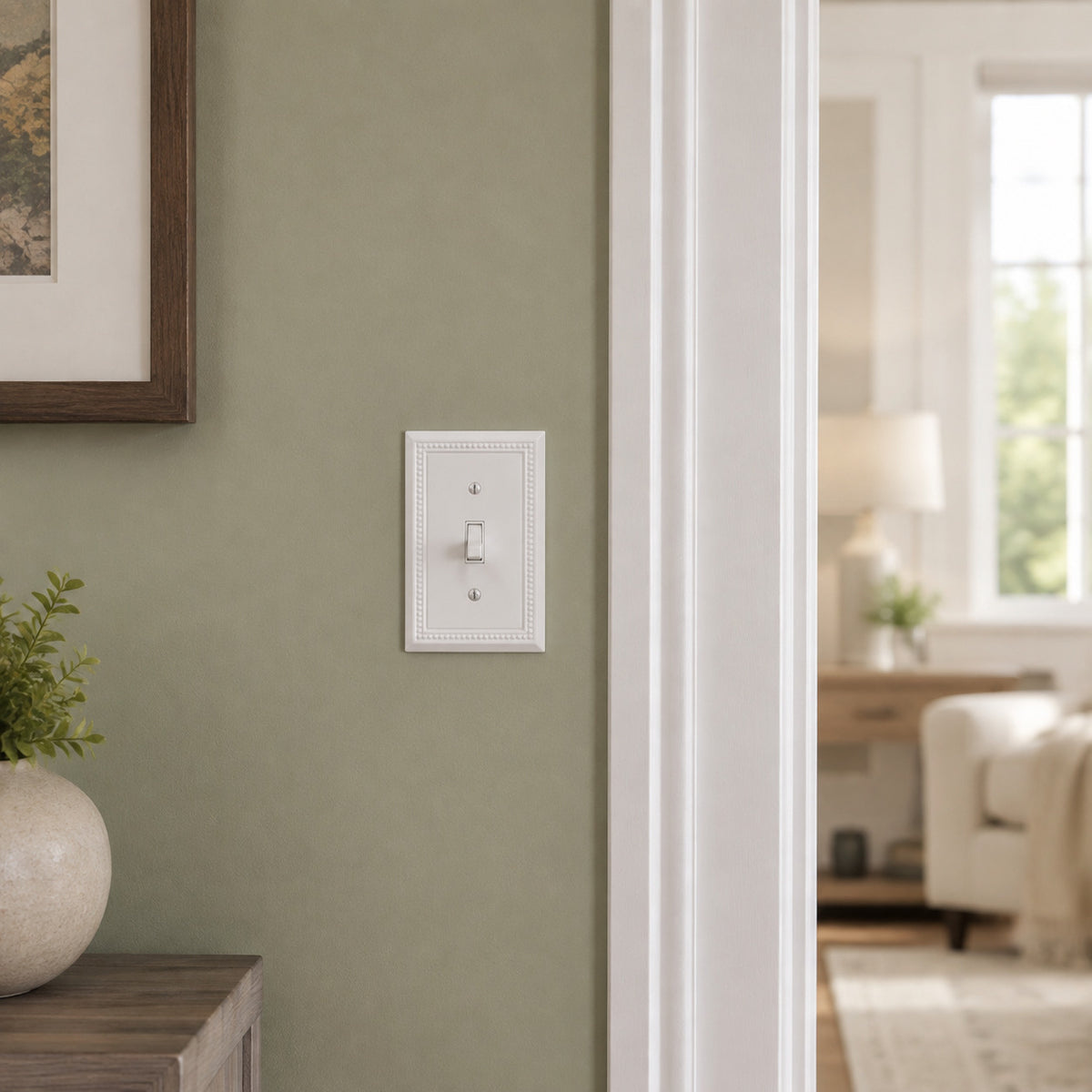 Harmon White Single Toggle Decorative Switchplate Cover