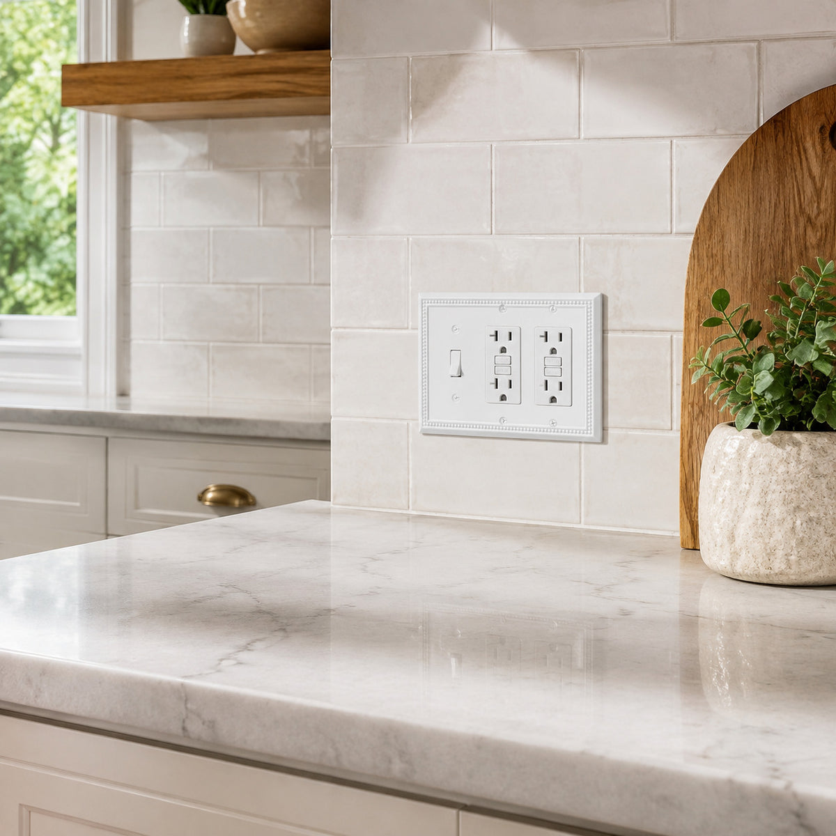 Harmon White Single Toggle / Double Decora Decorative Switchplate Cover