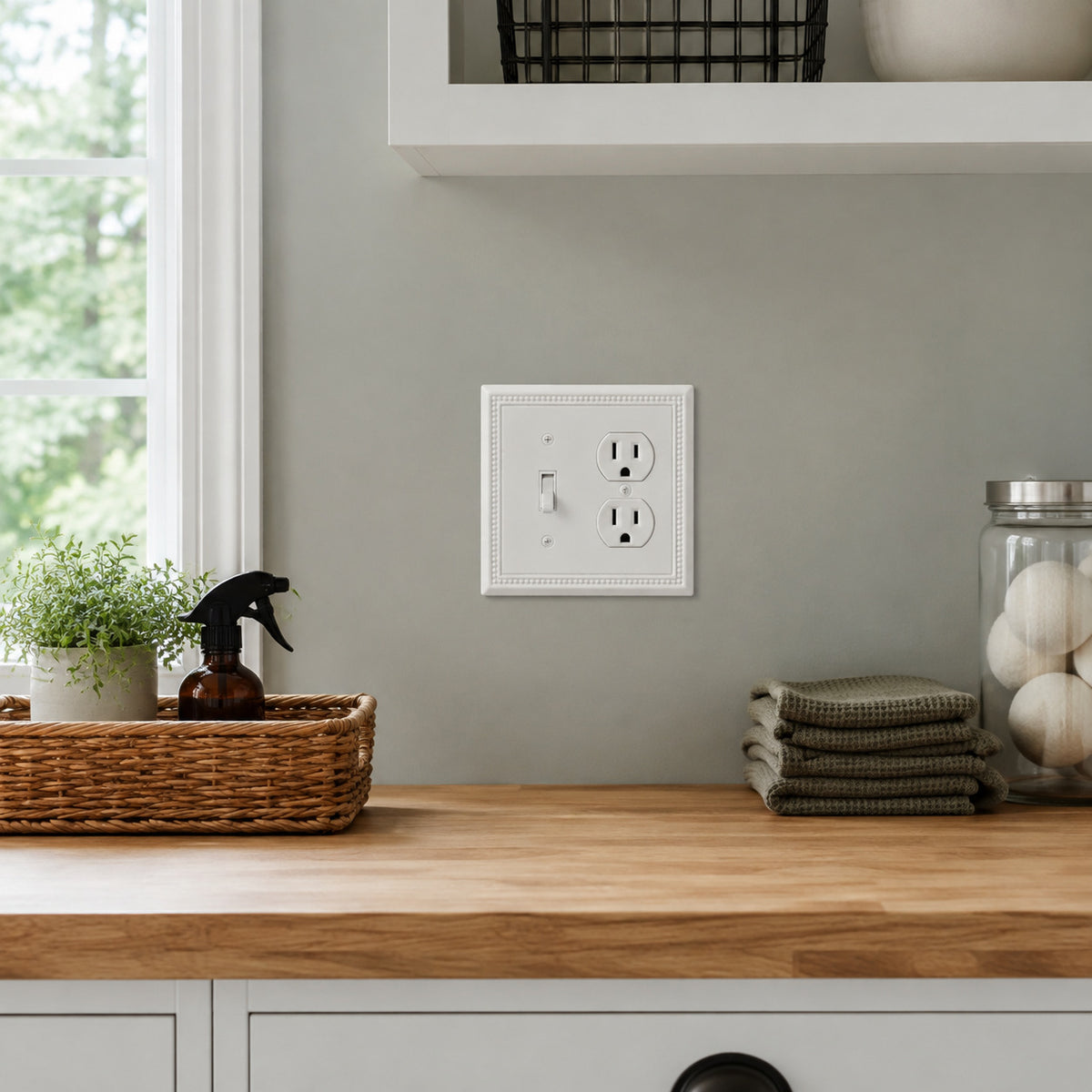 Harmon White Single Toggle / Single Duplex Decorative Switchplate Cover