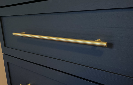 Cosmas 305-320BB Brushed Brass Euro Style Bar Pull