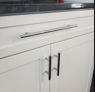 Cosmas 305-480CH Polished Chrome Euro Style Bar Pull