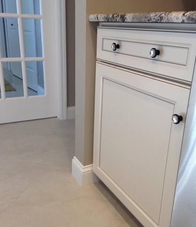 Cosmas 5317ORB-C Oil Rubbed Bronze &amp; Clear Glass Round Cabinet Knob