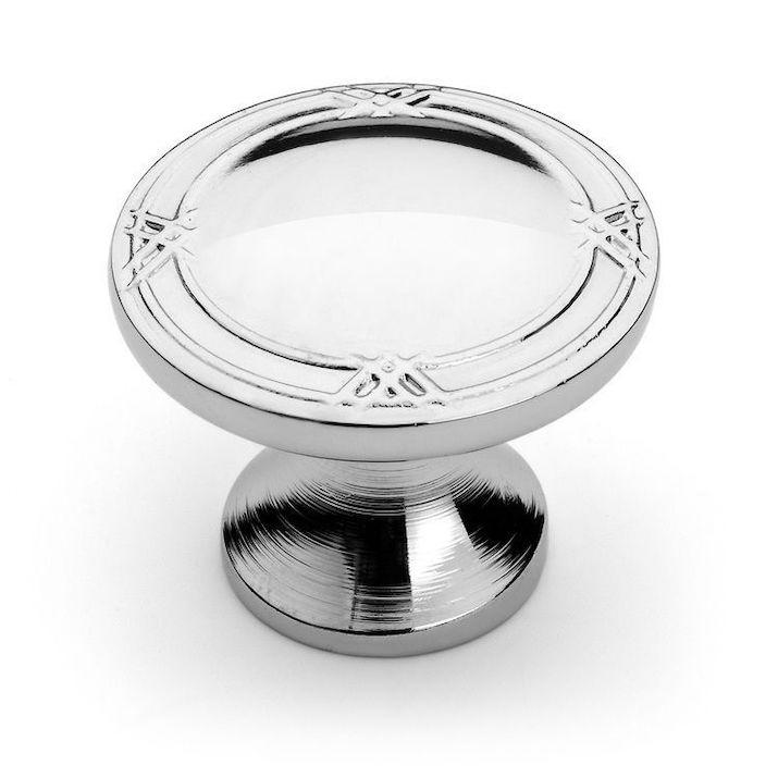 Reed and ribbon cabinet knob with flat and round shape of grip in polished chrome finish